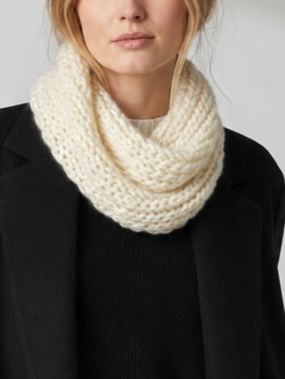 Eileen Fisher Muffler Infinity Scarf Baby Alpaca Ivory Chunky Knit (OS)